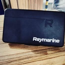 Sonar Raymarine Elemnt 7